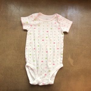 ⭐️ 5 for $10⭐️ Cute Carter’s Onesie Size 3 months